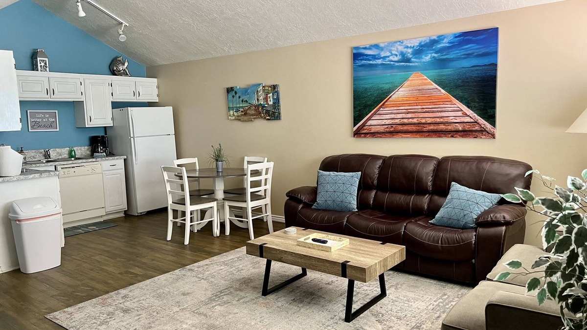 St. George Apartment | Comfortable Sleeping with Resort Amenities!