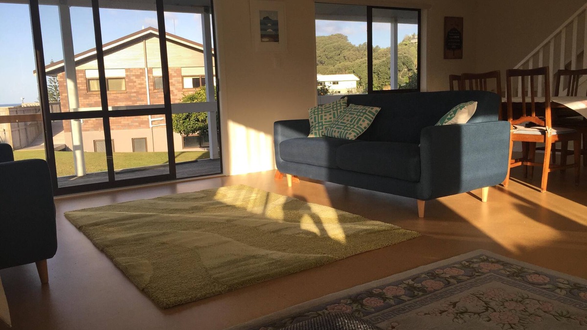 Onemana House | Comfortable, spacious family beach house