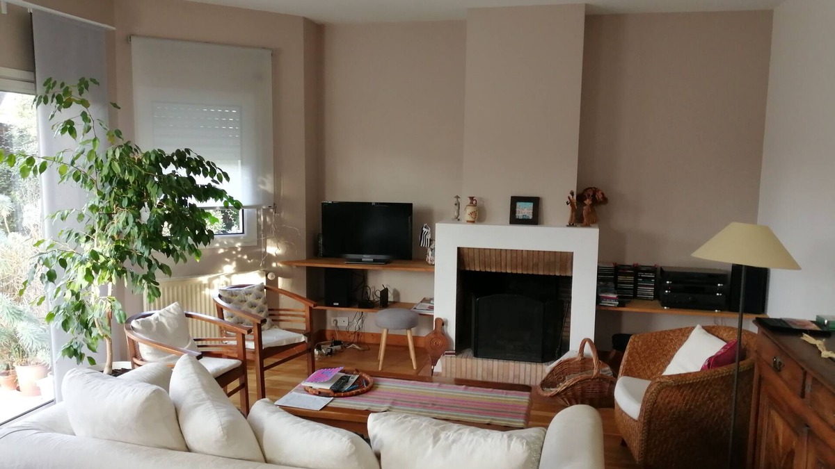 Sene House | Comfortable, spacious house in a quiet neighborhood.