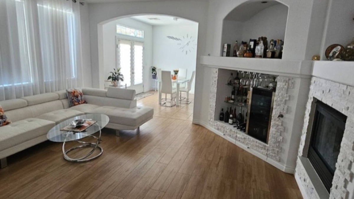Rhodes Ranch House | Comfortable Stay in Las Vegas – Cozy and Convenient