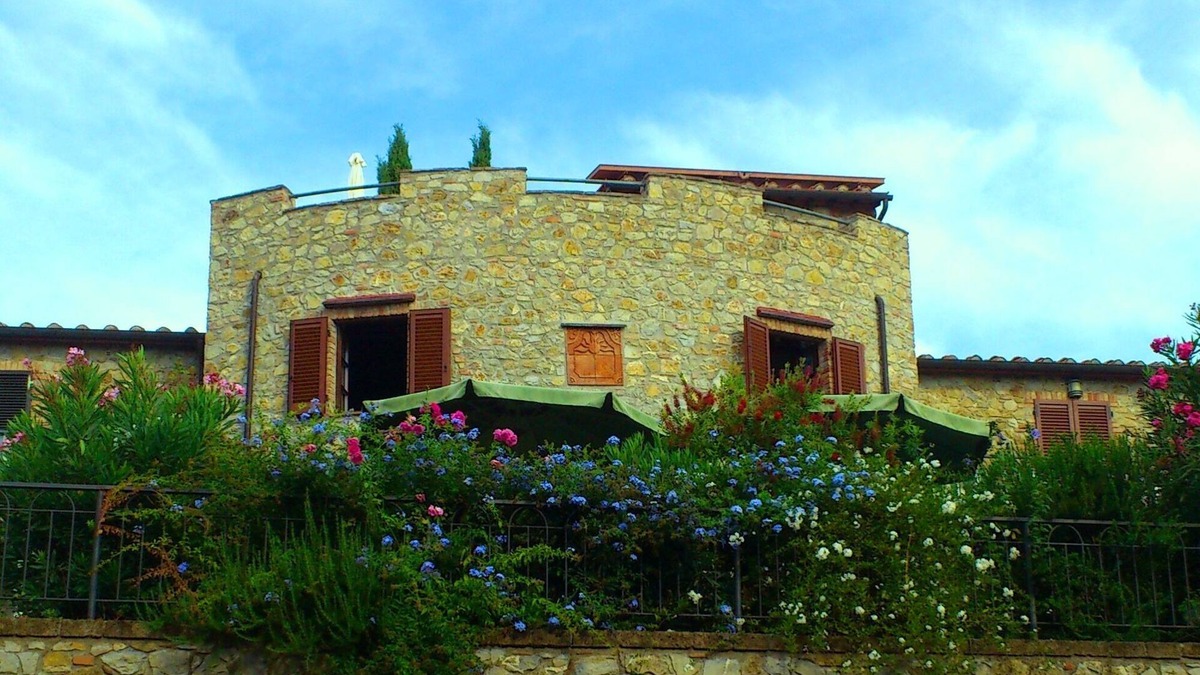 Giuncarico House | Comfortable stone village house in Giuncarico