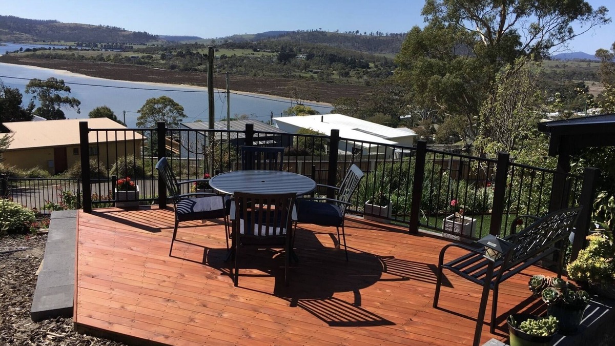 Primrose Sands Apartment | Comfortable studio apartment overlooking the beautiful Carlton River