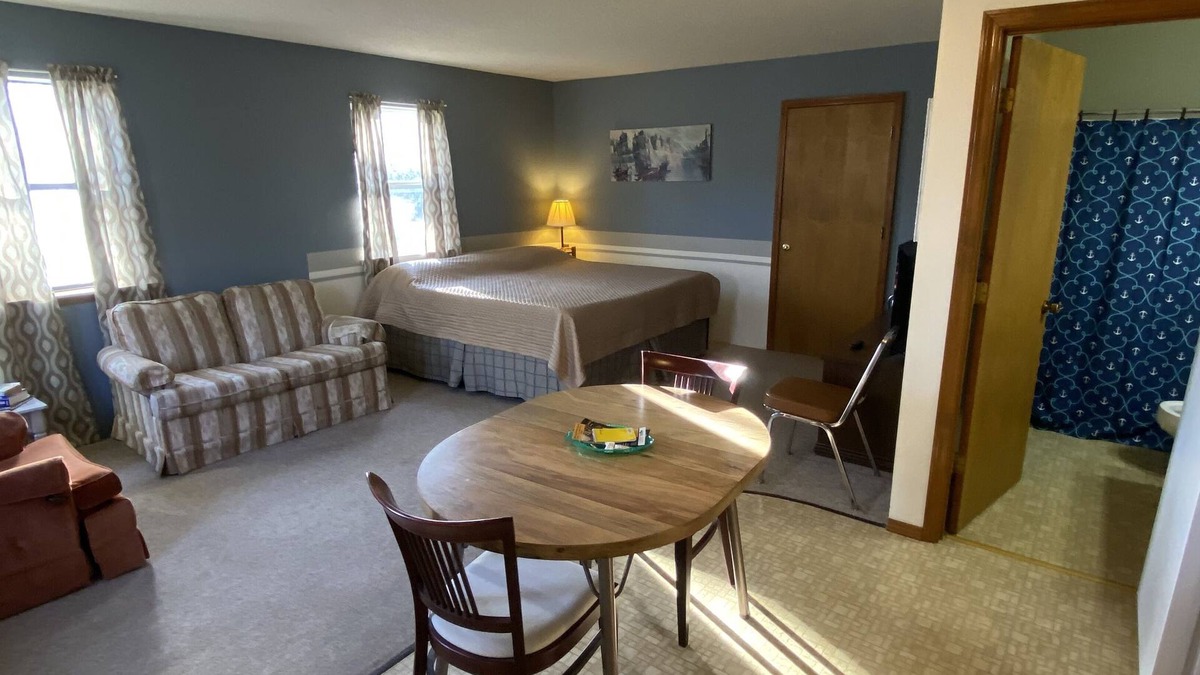 Mountain Home Condo | Comfortable Studio on beautiful Bull Shoals Lake- #7