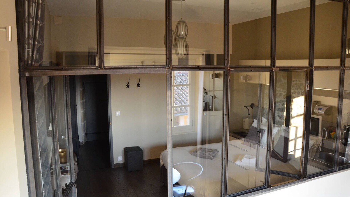 Carcassonne Apartment | Comfortable Studio, rue Trivalle near medieval city of Carcassonne