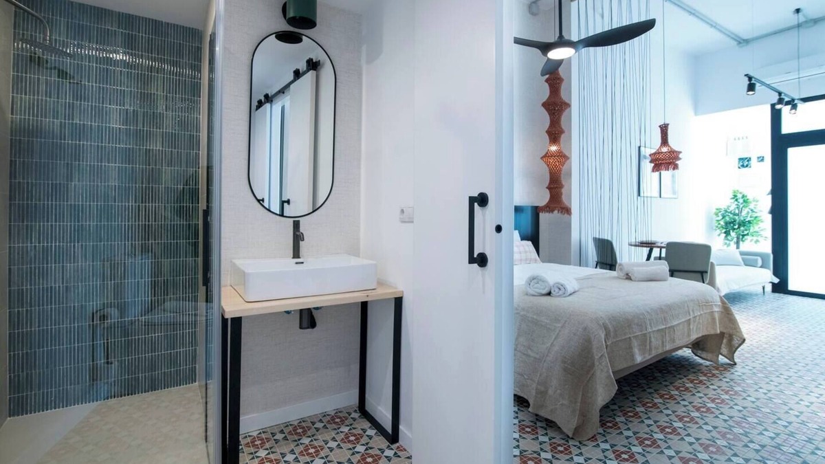 Patraix Apartment | Comfortable Studio in Valencia