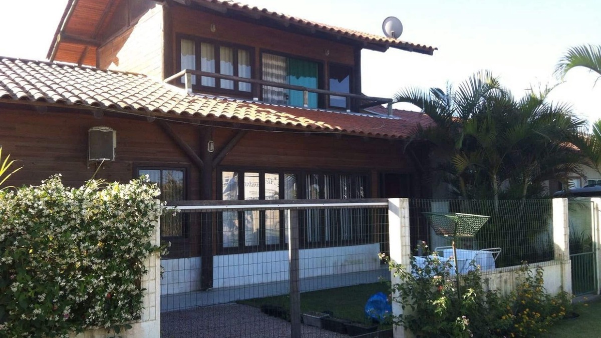Mariscal House | Comfortable townhouse in Mariscal 300m from the beach.