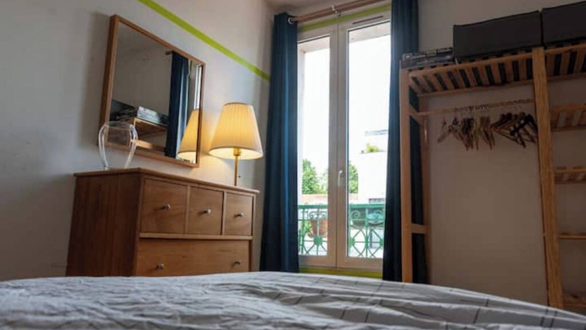Montreuil Apartment | Comfortable two-room apartment just outside Paris.