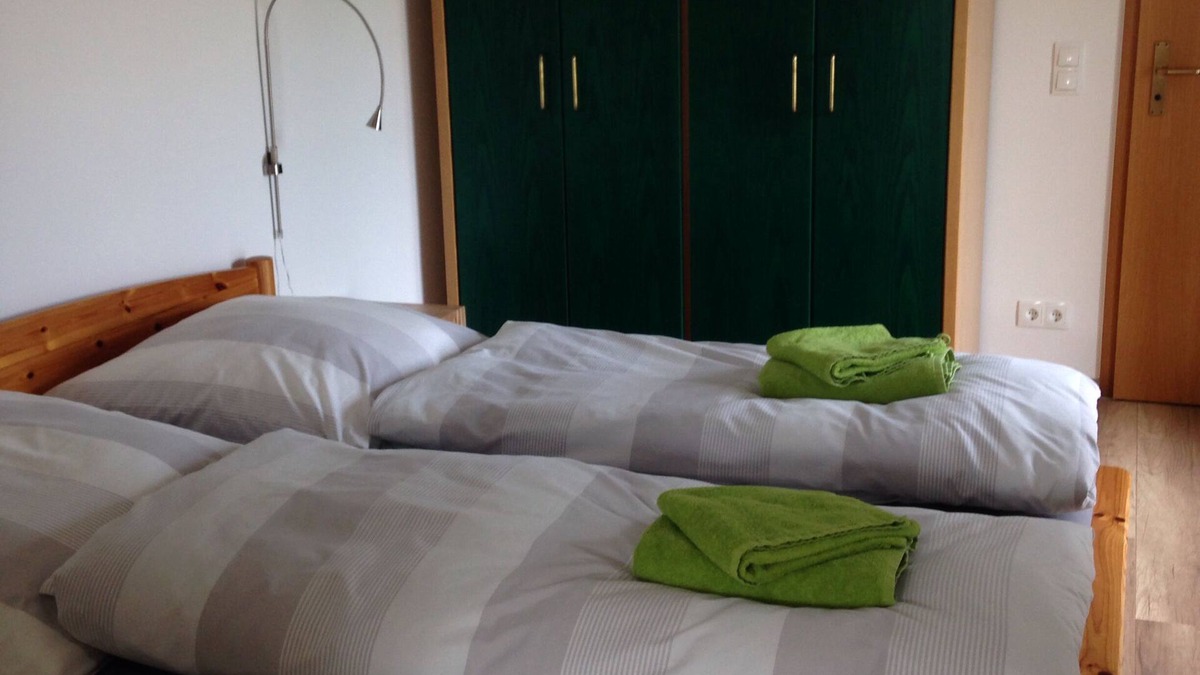 Kobelsdorf Apartment | Comfortable vacation apartment on an idyllic country estate between Dresden & Leipzig