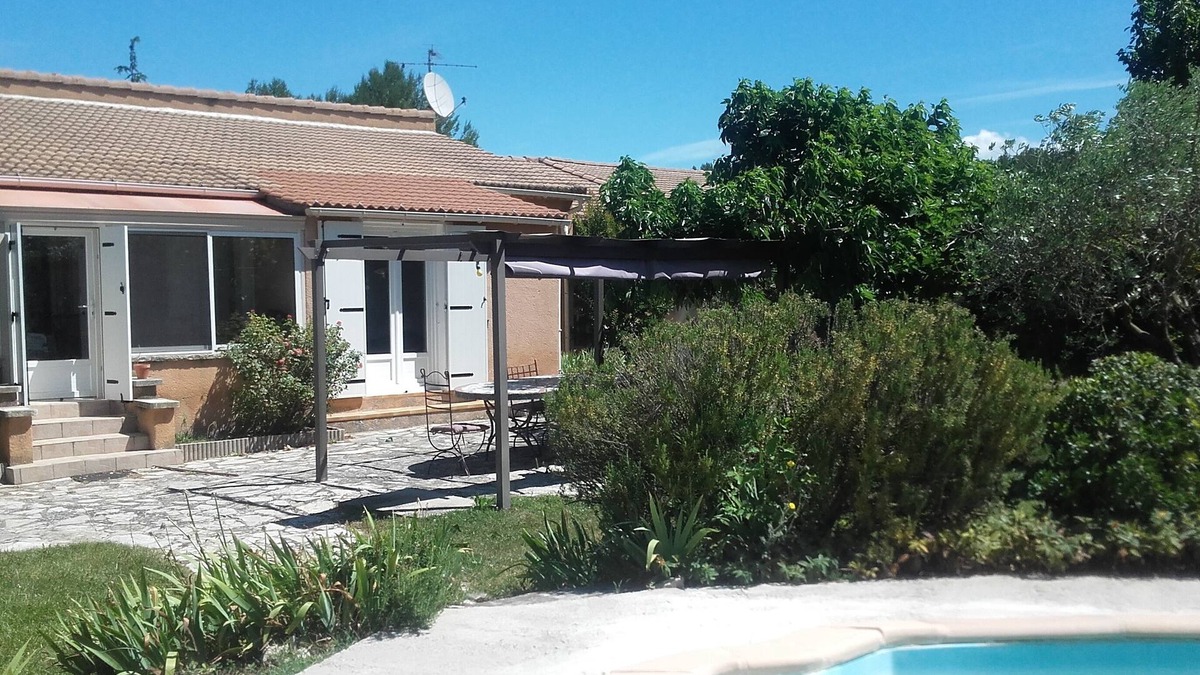Velleron House | Comfortable villa 8 persons with pool