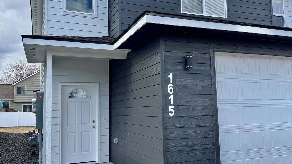 Greenacres House | Comfortable & Welcoming 3-Bedroom Home in Spokane Valley