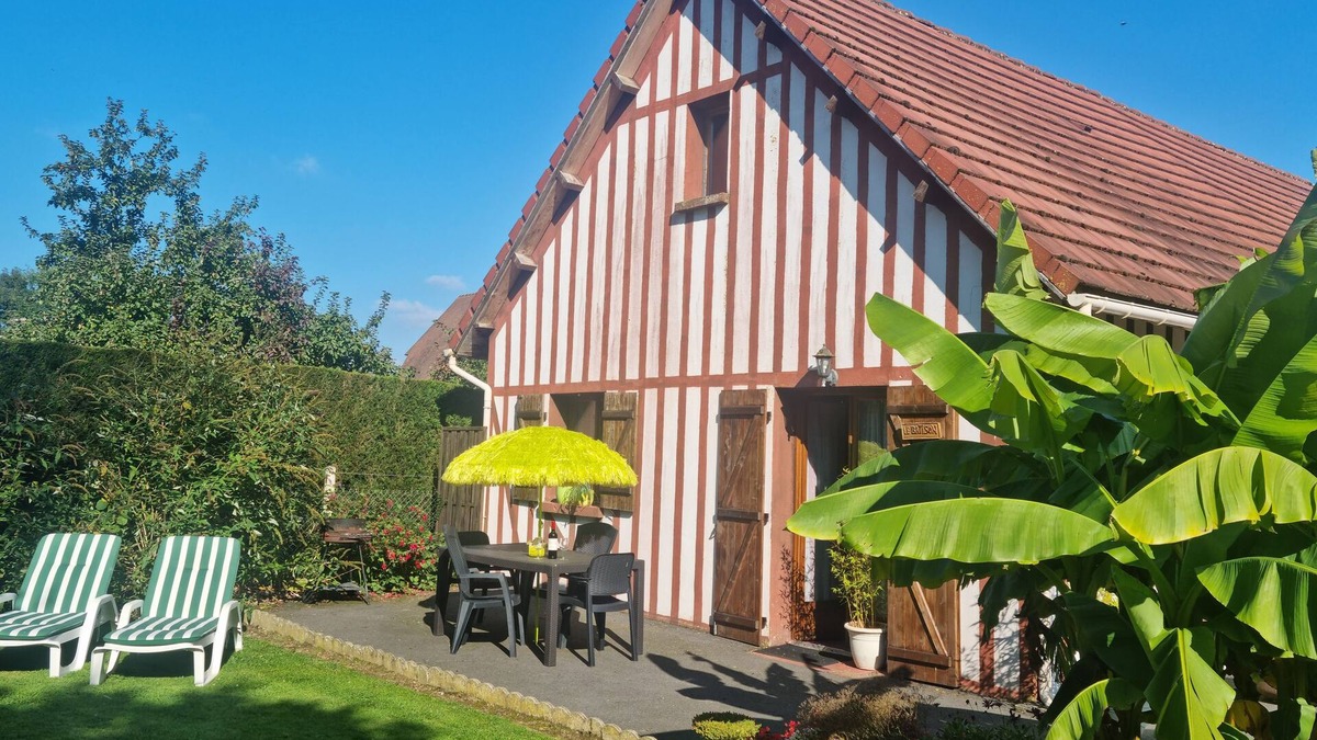 Aclou Cottage | Comfortable, Well-Equipped, Family-Friendly House In Quiet Village LE BATISON