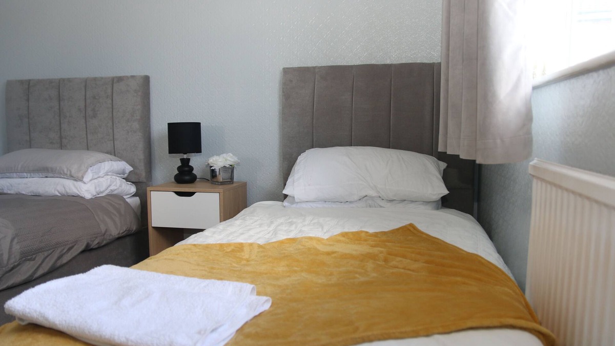 Parkgate House | Comfy 2-Bedroom House in Parkgate - Ideal for Contractors/Business Travellers
