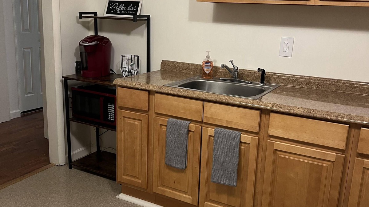 Clifton Park Apartment | Comfy 2 Bedroom in Convenient Clifton Park Location