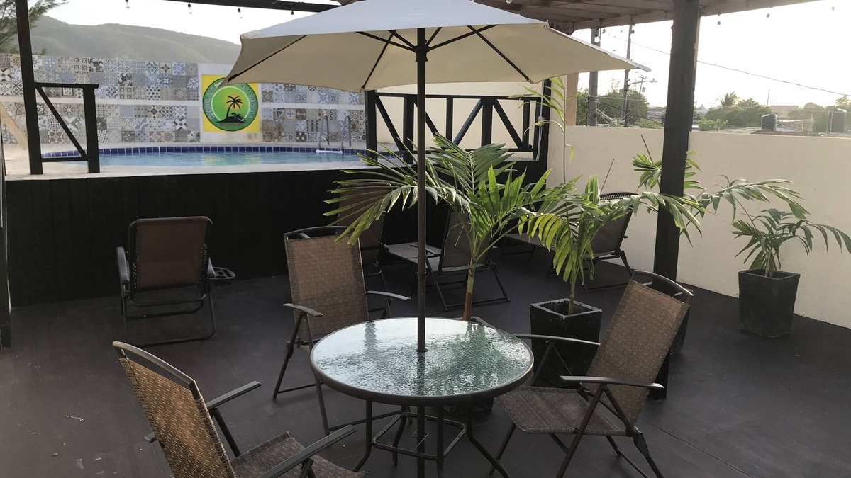 Portmore Apartment | Comfy 2 Bedroom with Pool, Cabana & Pergola.