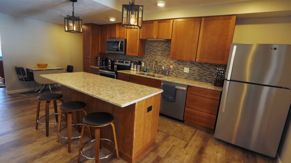 Lincoln House | Comfy 2-story home in a quiet, safe neighborhood, perfect for families.