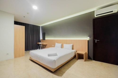 Pancoran Apartment | Comfy 3BR at L'Avenue Apartment Pancoran By Travelio