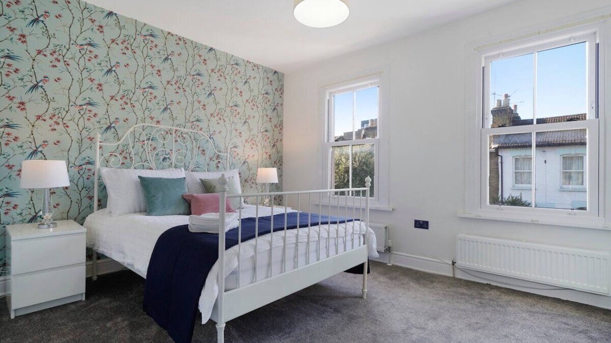 Tottenham Green Apartment | Comfy 4 Bed Victorian House Nest in Seven Sisters
