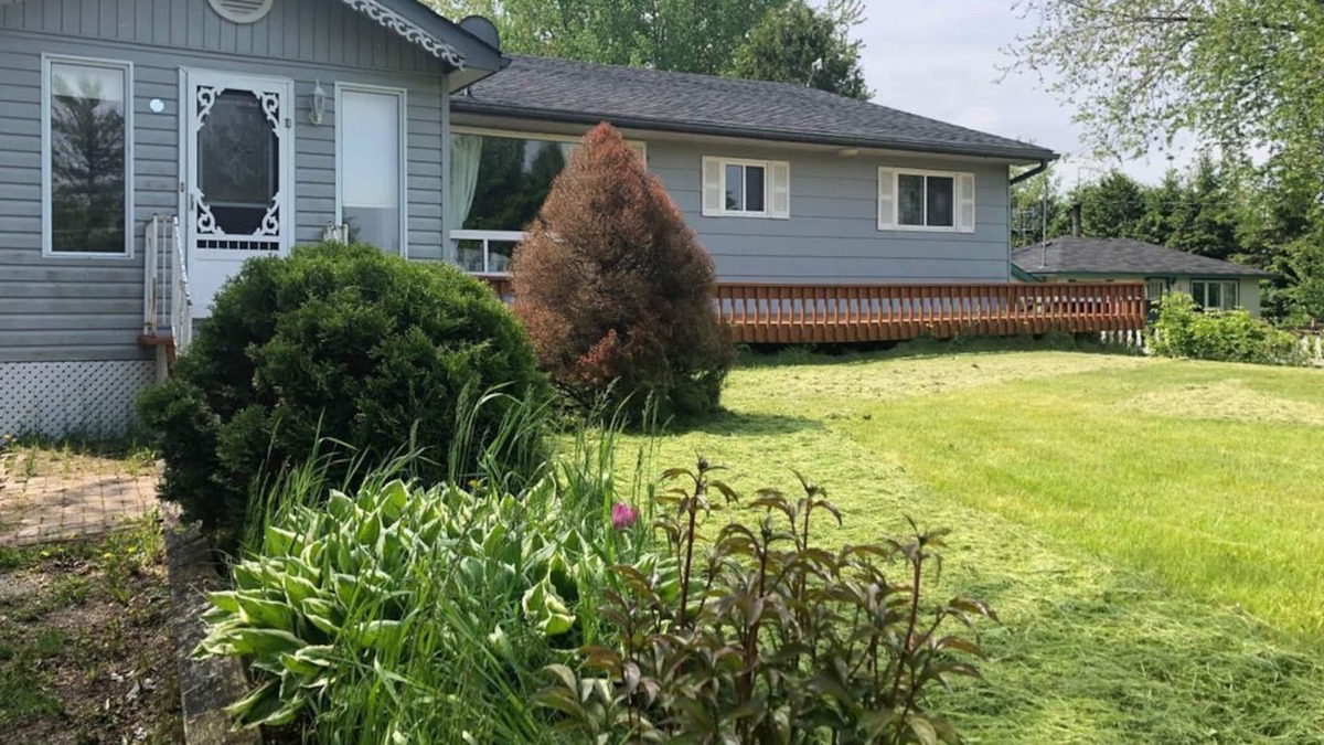Kirkfield House | Comfy 5 Bedroom Cottage, 1 Hr Toronto