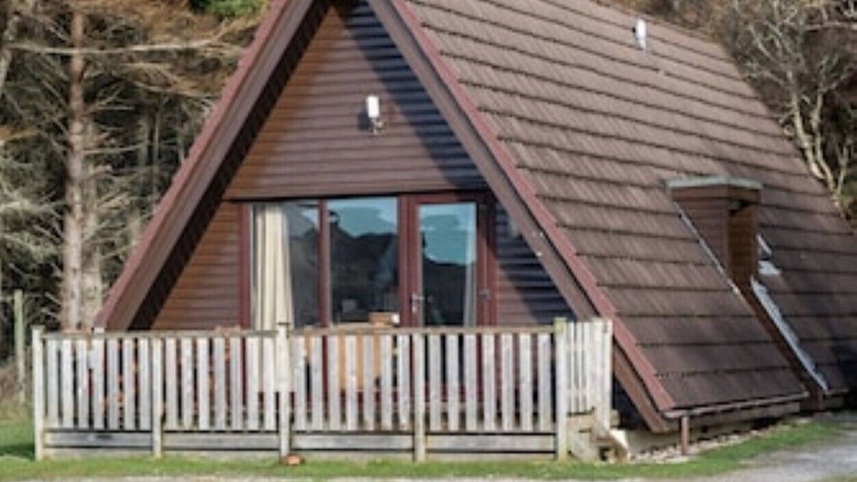 Inverkirkaig Ski Chalet | Comfy and Well Appointed Chalet 2