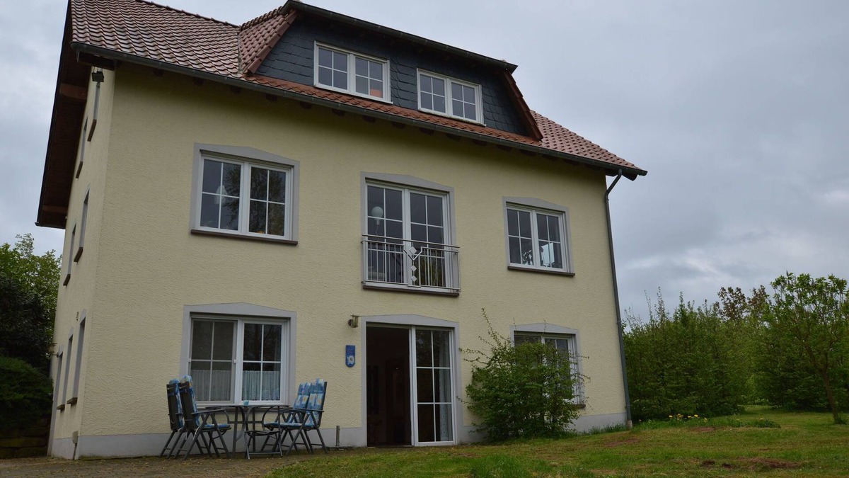 Gransdorf Apartment | Comfy Apartment in Gransdorf with Garden