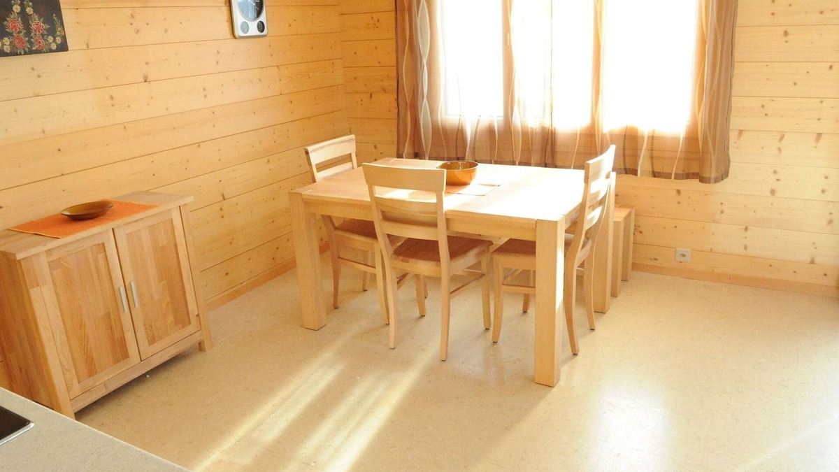 Riederalp Apartment | Comfy Apartment in Riederalp with Balcony