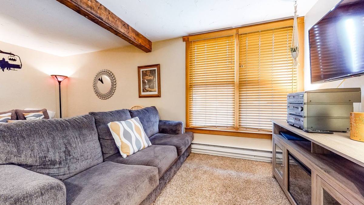 Big Sky Condo | Comfy Condo Near Big Sky/Moonlight Basin Lifts with Free WiFi