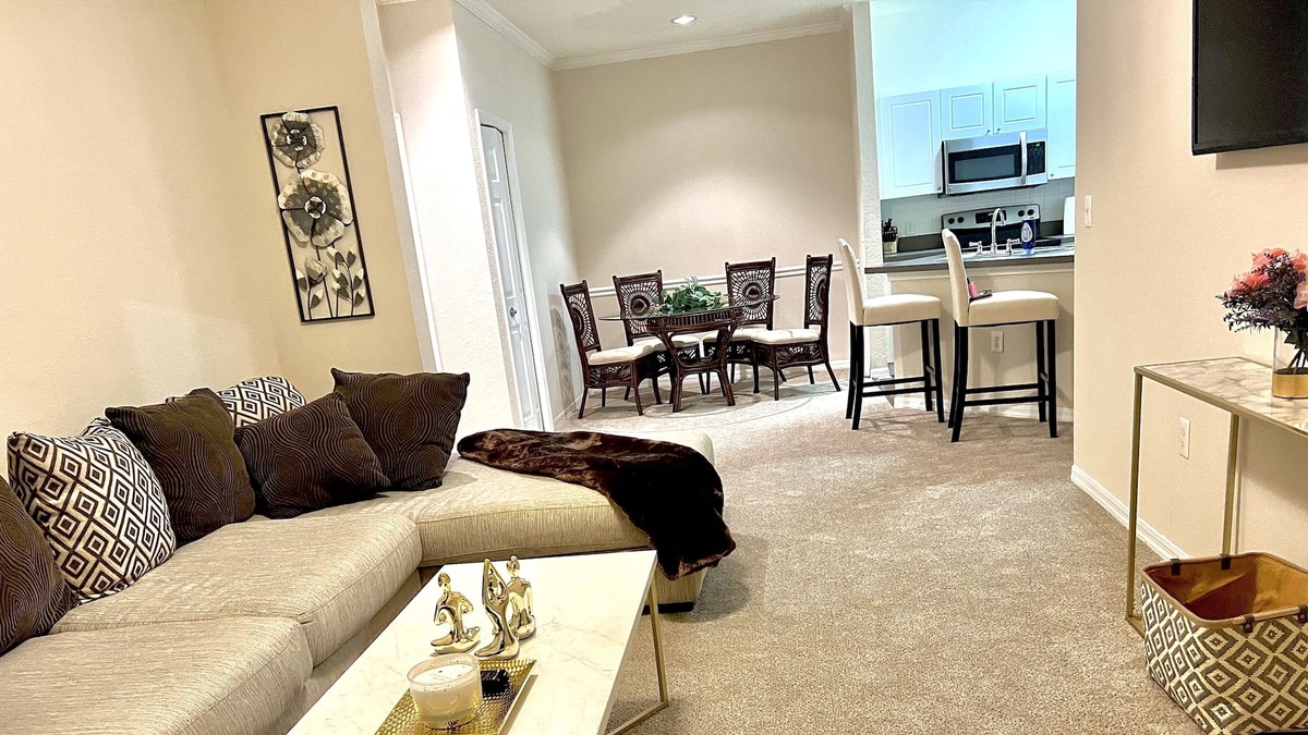 County Line Coalition Apartment | Comfy cozy all inclusive zen space
