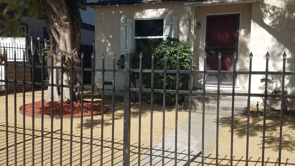 Van Nuys Apartment | Comfy, Cozy and Convenient 2 Bedroom