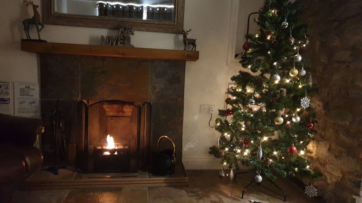 Treherbert Cottage | Comfy, Cozy Detached Cottage