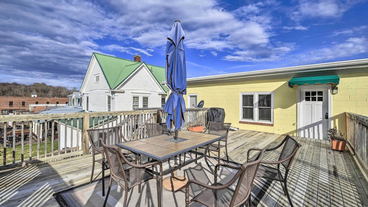Damascus Apartment | Comfy Damascus Apartment - Walkable Location