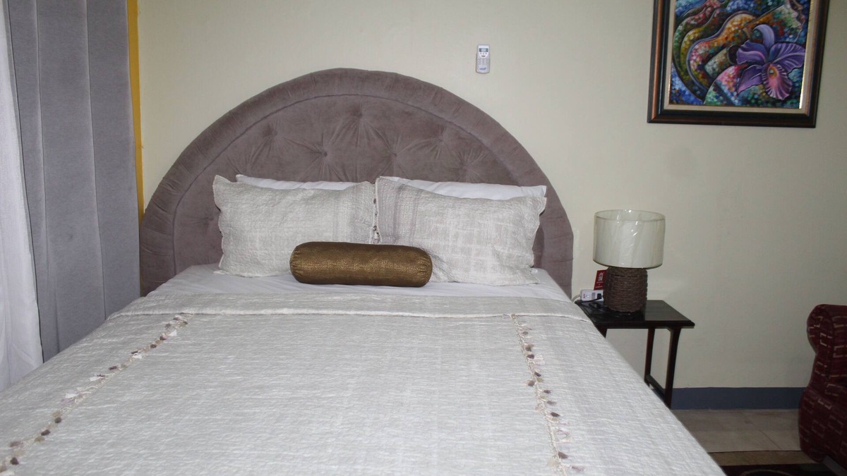 New Kingston Apartment | Comfy & Elegant Studio @ Chelsea New Kingston