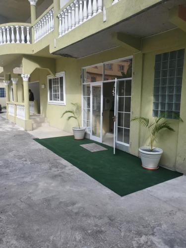 Port Antonio House | Comfy Guest Rooms