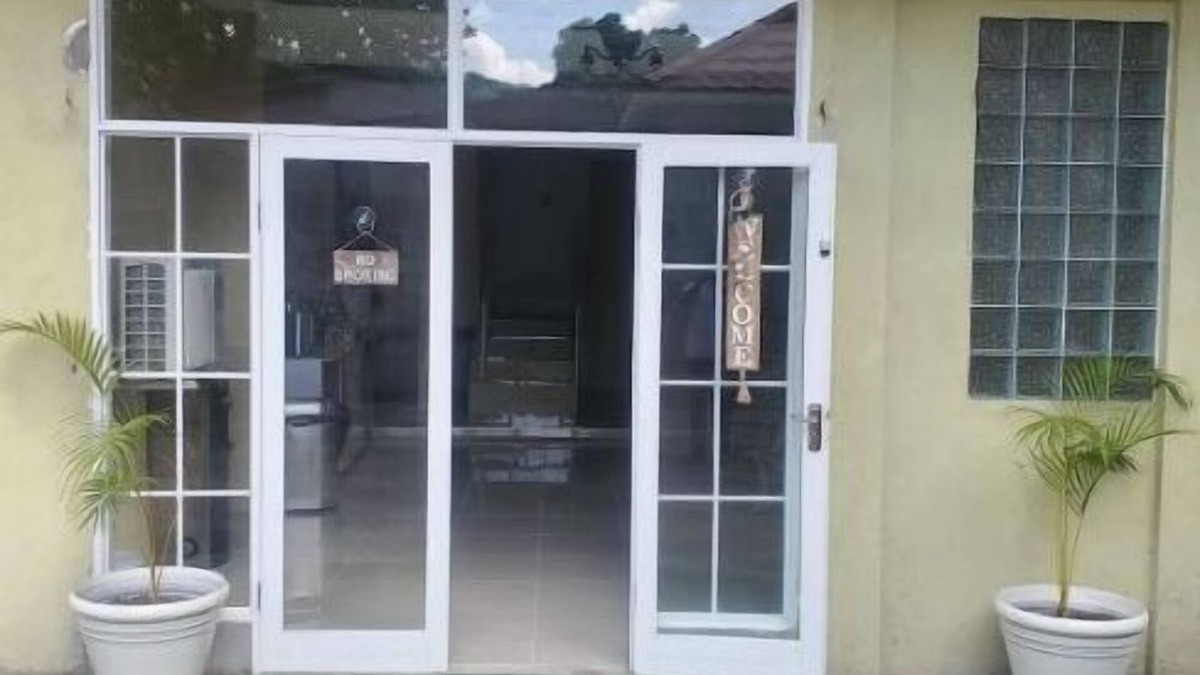 Port Antonio House | Comfy Guest Rooms