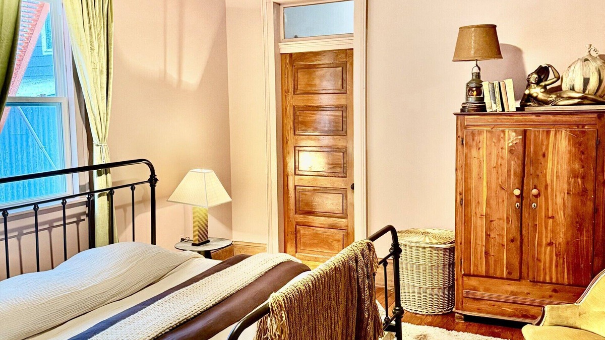 Saint Roch House | Comfy Guest Rooms with WiFi and AC in vibrant New Orleans