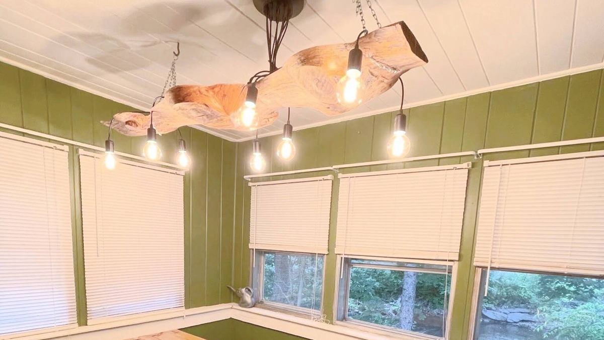 Sloatsburg House | Comfy house on a creek