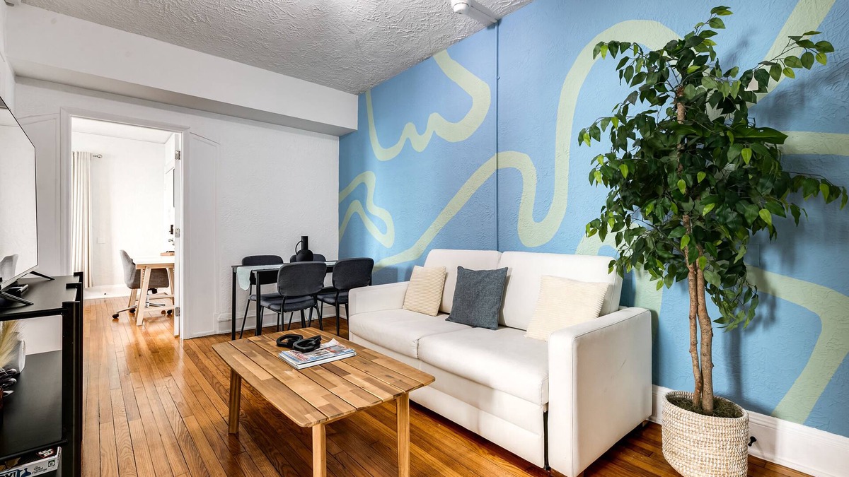 Little Havana House | Comfy Little Havana Apt Centrally located