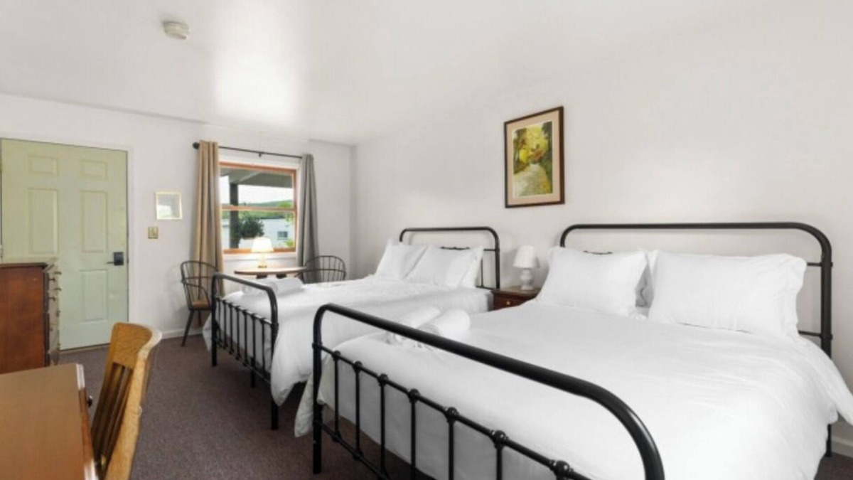 East Springfield Apartment | Comfy & Pet Friendly Stay Near Cooperstown w/Kitchen