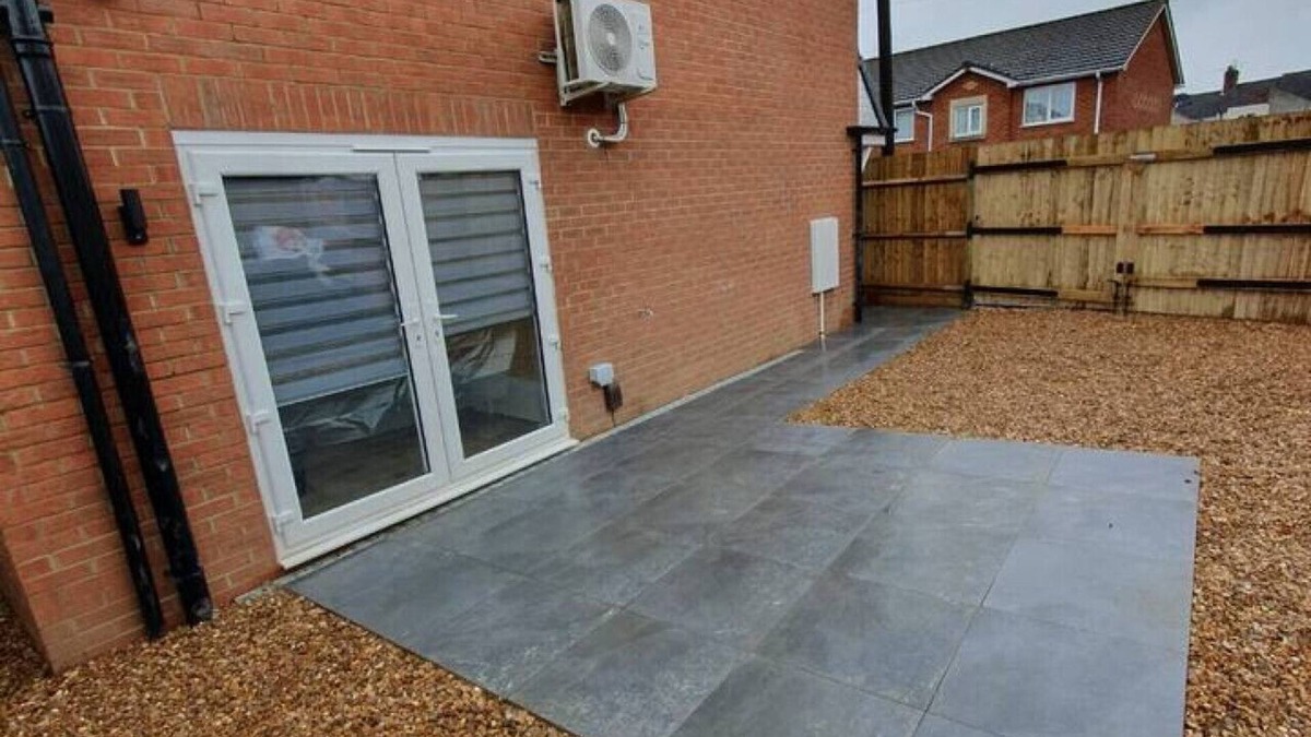 Rugby House | Comfy Town Stay | 2BR | Near Bacco Lounge & 7 Star
