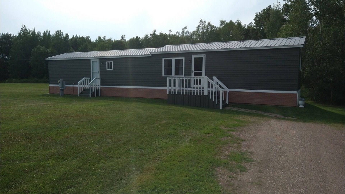 Fishers Landing House | Comfy Two Bedroom Thousand Islands Getaway