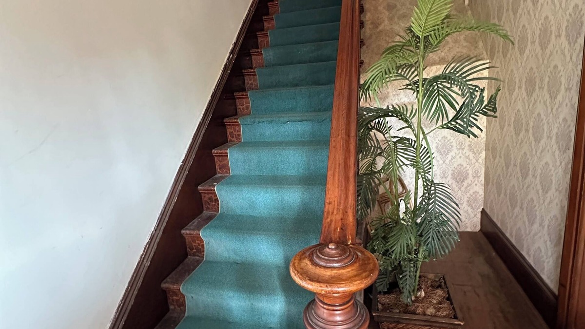 Ithaca Apartment | Comfy Victorian 2B/2Ba, Heart of City w/Parking