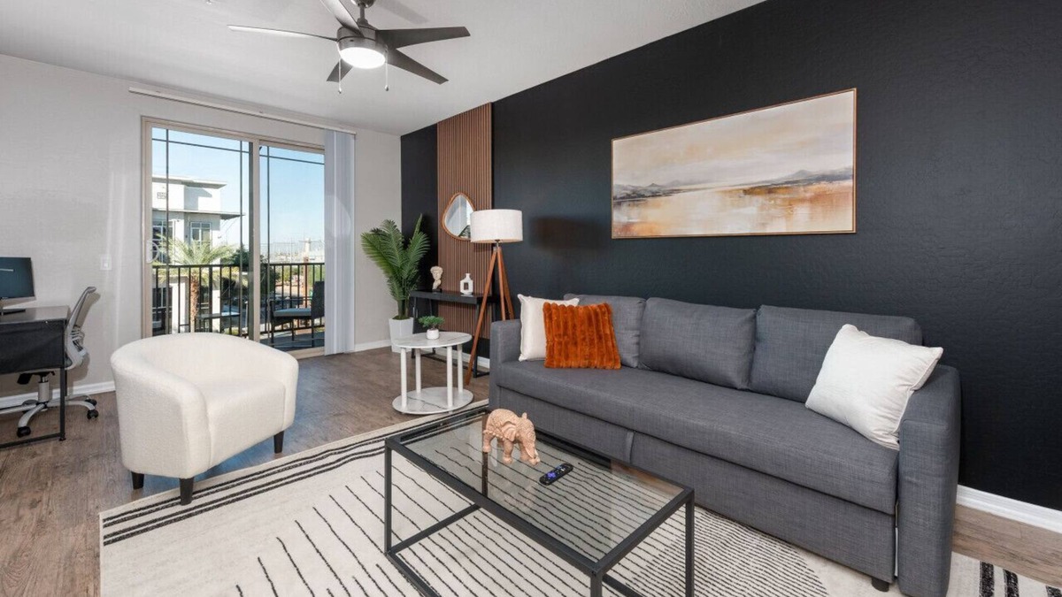 Tempe Apartment | Comfy2BR Near ASU|Pool, Gym & Pet-Frndly
