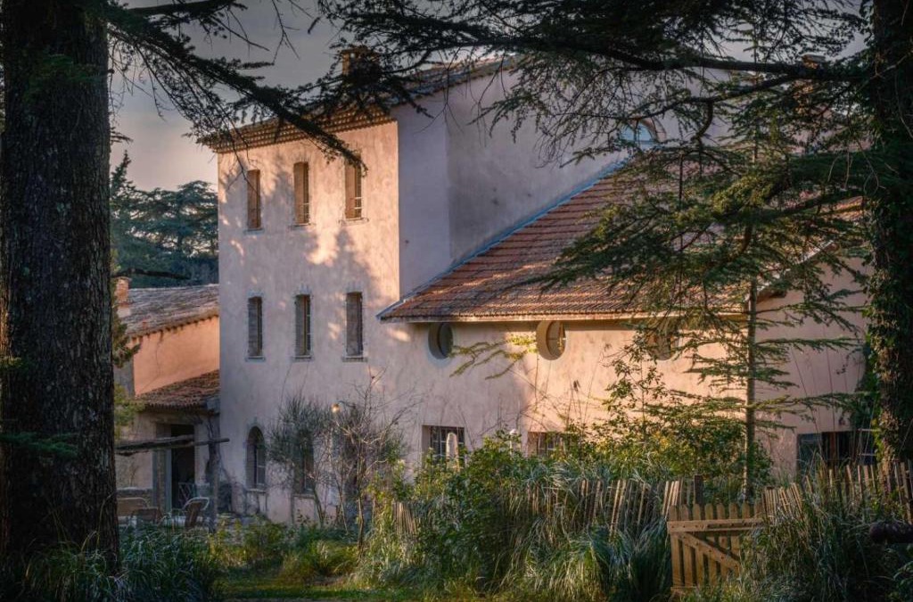Flassans-sur-Issole House | Commanderie de Peyrassol- Bastide de La Rouvière