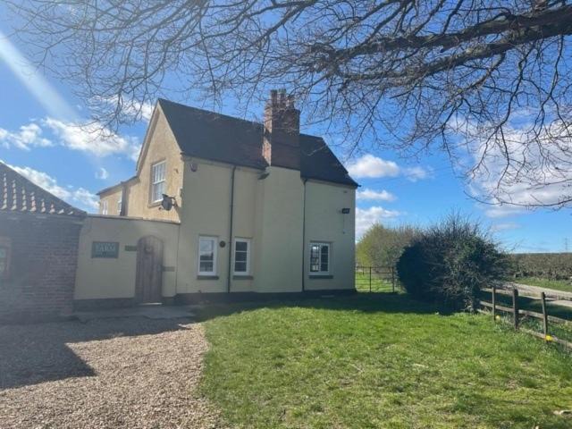 Kneesall House | Common Farmhouse