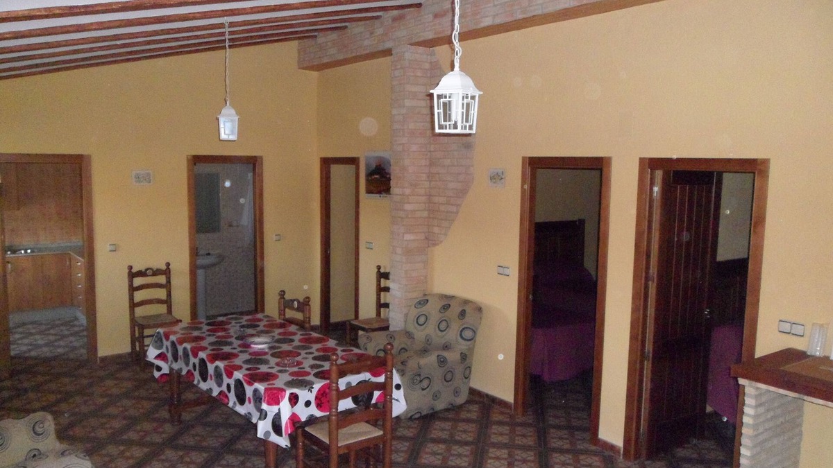 Alpera House | Complejo Rural Casa La Peña