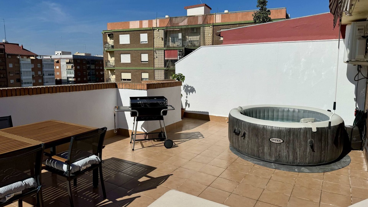 L'Olivereta Apartment | Complete Attic Having Everything to Enjoy Valencia's sun in the Terrace!