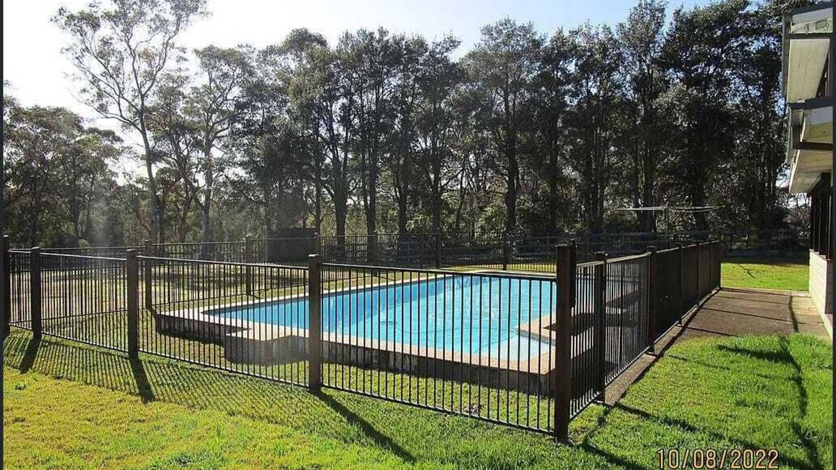 Kenthurst Other | Complete Family House 3.5km from Town Center.