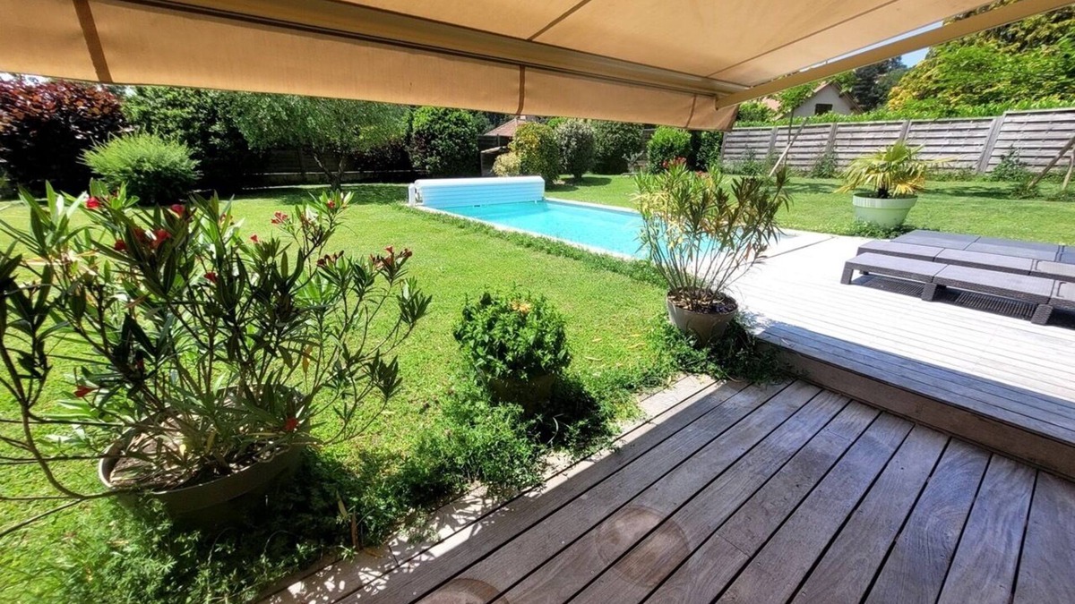 Saint-Cyr-au-Mont-d'Or House | Complete house near Lyon, in a quiet village