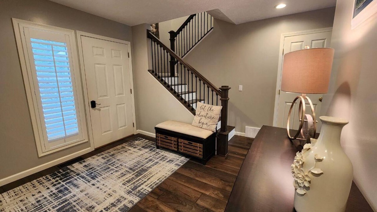 Birchwood Farms Condo | Completely remodeled Up North condo near clubhouse at Birchwood Farms