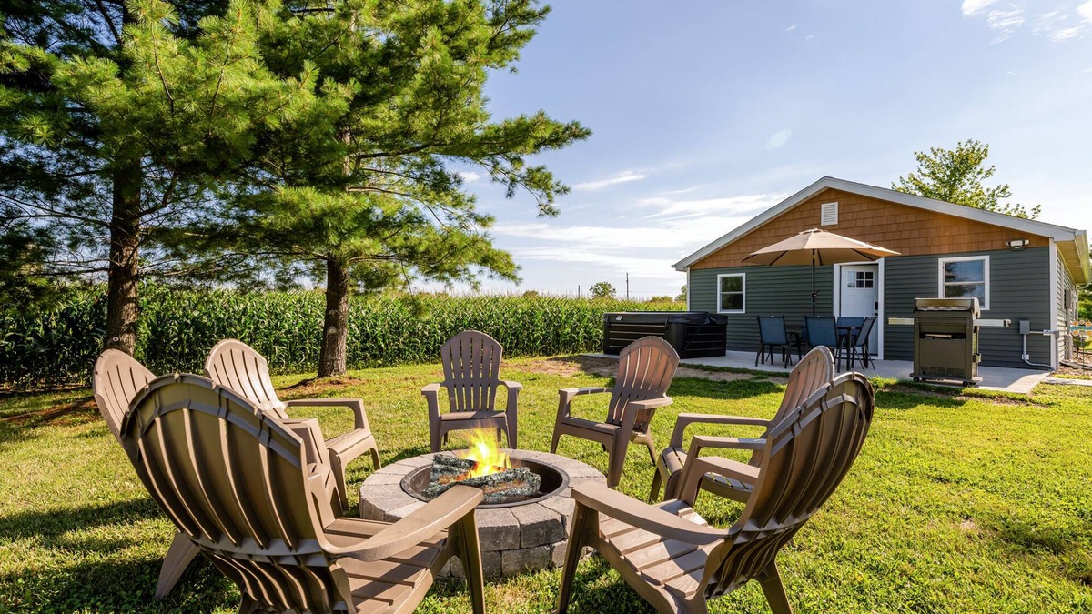 Bridgman House | Completely remodeled house close to the beach, golf, and tons of wineries!