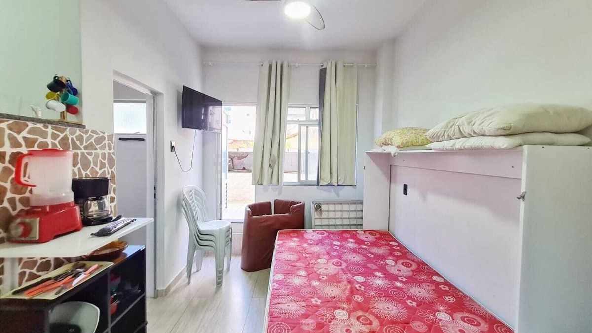 Centro Apartment | Completely renovated kitnet in Guarapari